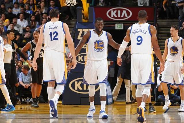 热议成都平广岛：联赛亚冠都蛮硬；租德尔加多需下载反诈app