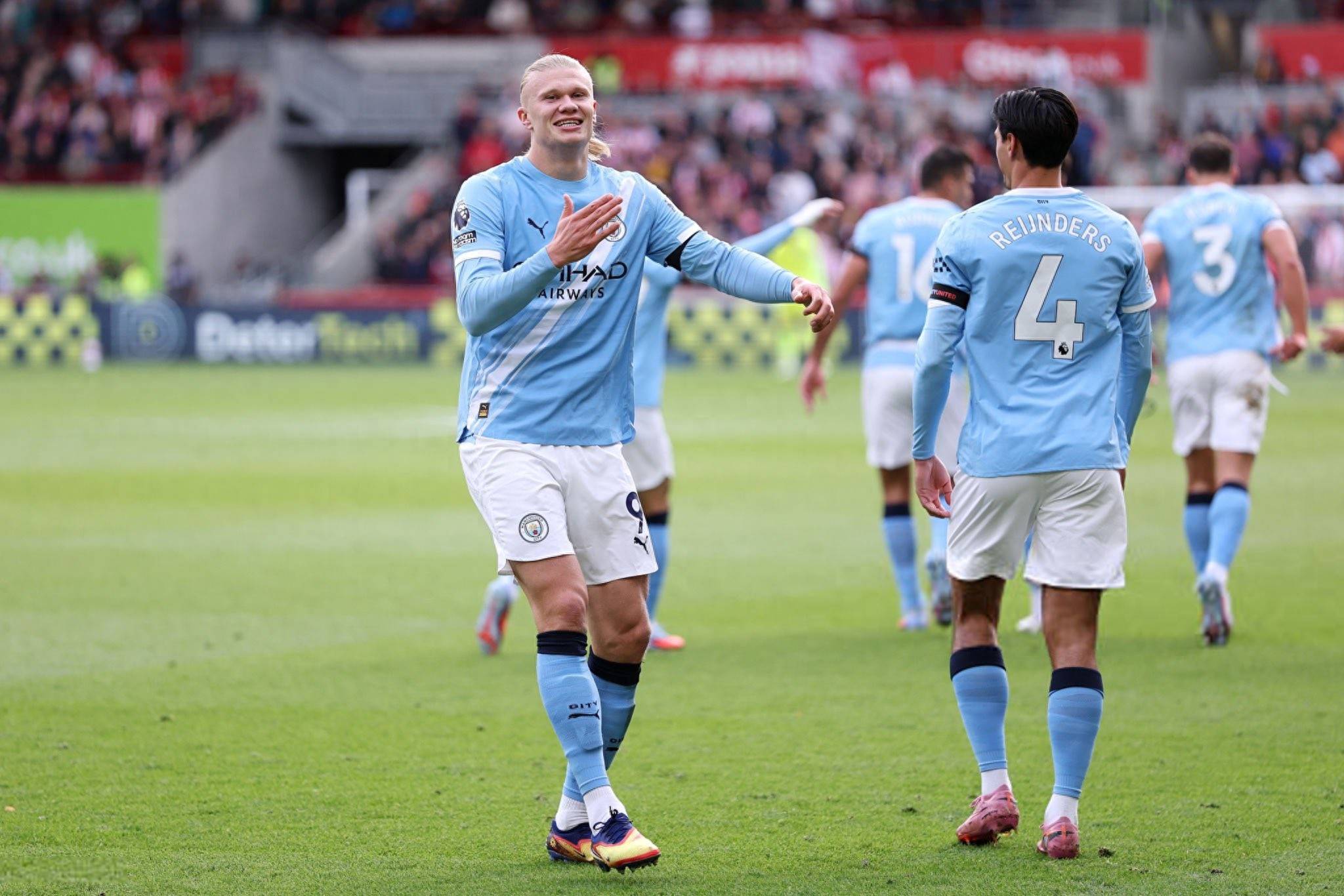 阿伦·贾吉在 2017 年全明星全垒打大赛中连轰远距离巨炮，奠定新一代重炮地位