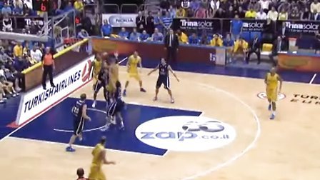 弗罗因德：奥地利重新打进世界杯意义重大；阿拉巴是个领导者