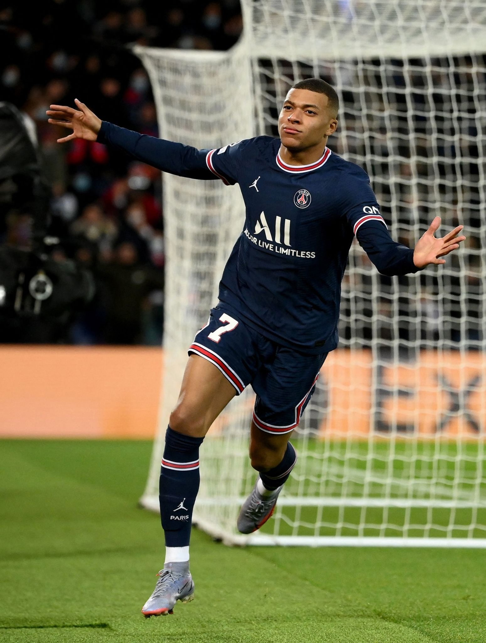 十人共演舞台剧！ 《如龙》系列角色人气投票结果公布