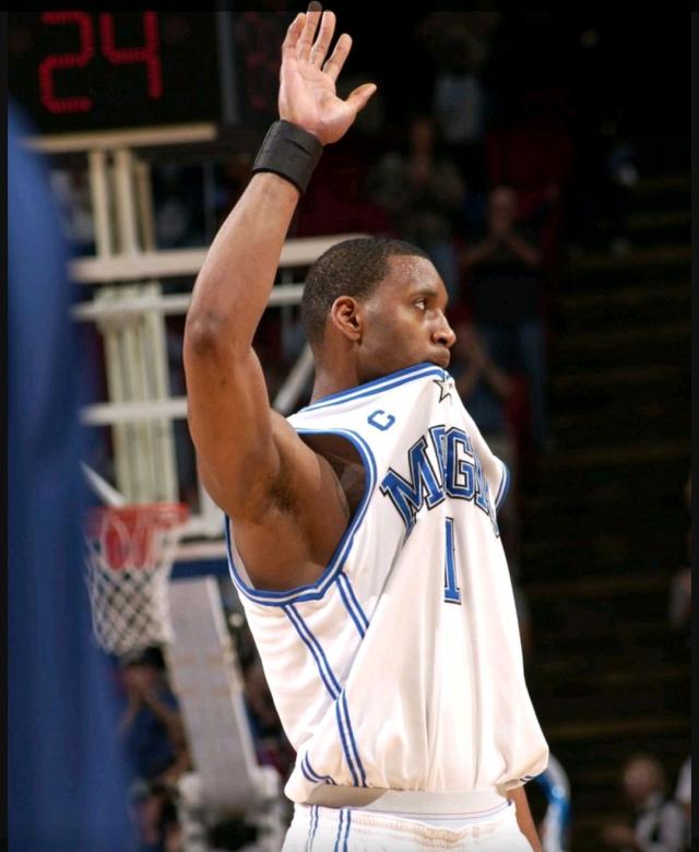 费城费城人队强打哈珀在 2023 年伤愈复出首战即击出安打，展现出惊人的恢复意志