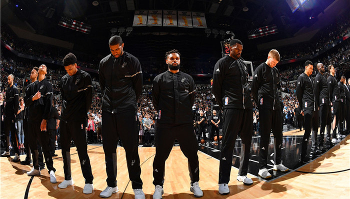 2016年6月：洋基队由于战绩不佳，开始考虑重组，准备卖掉终结者。