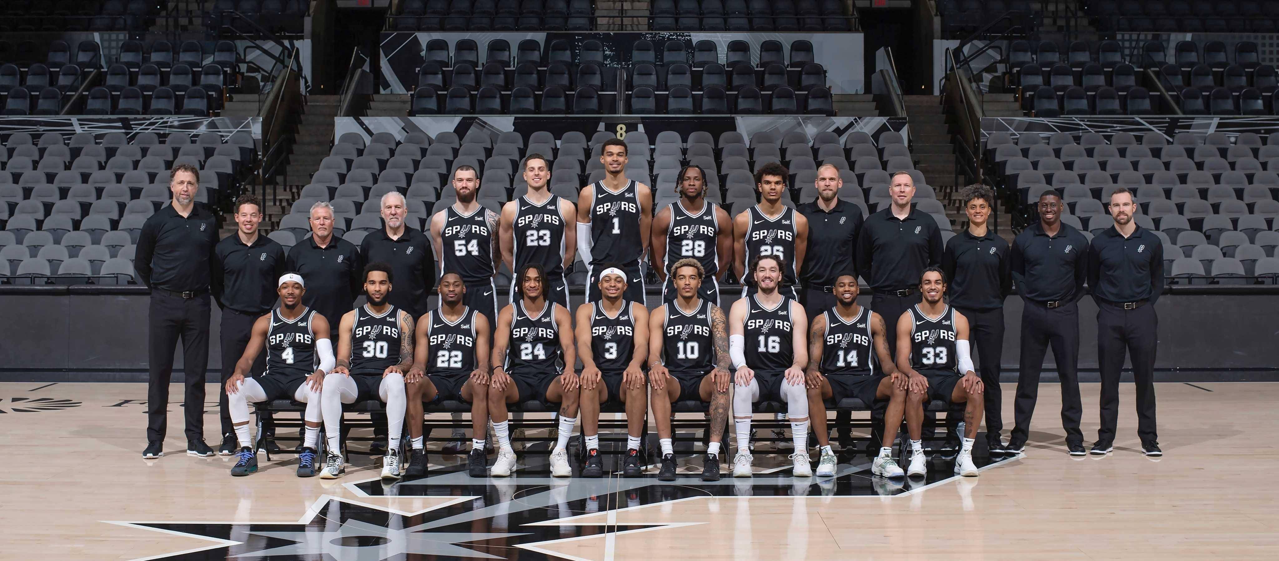 APEX英雄新人选手表现亮眼