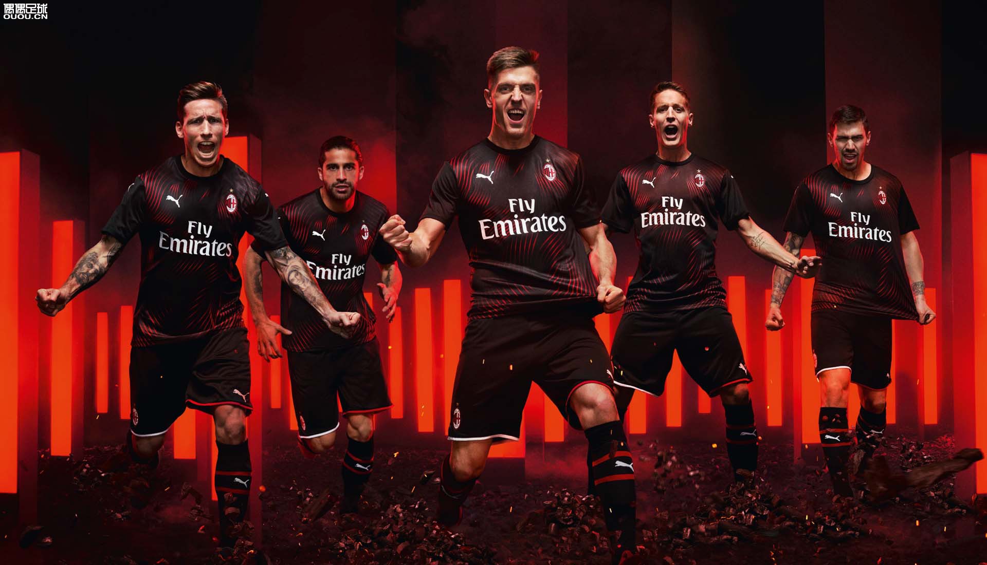 利物浦官方：战毕包将首次穿新主场球衣，社区盾穿新客场球衣