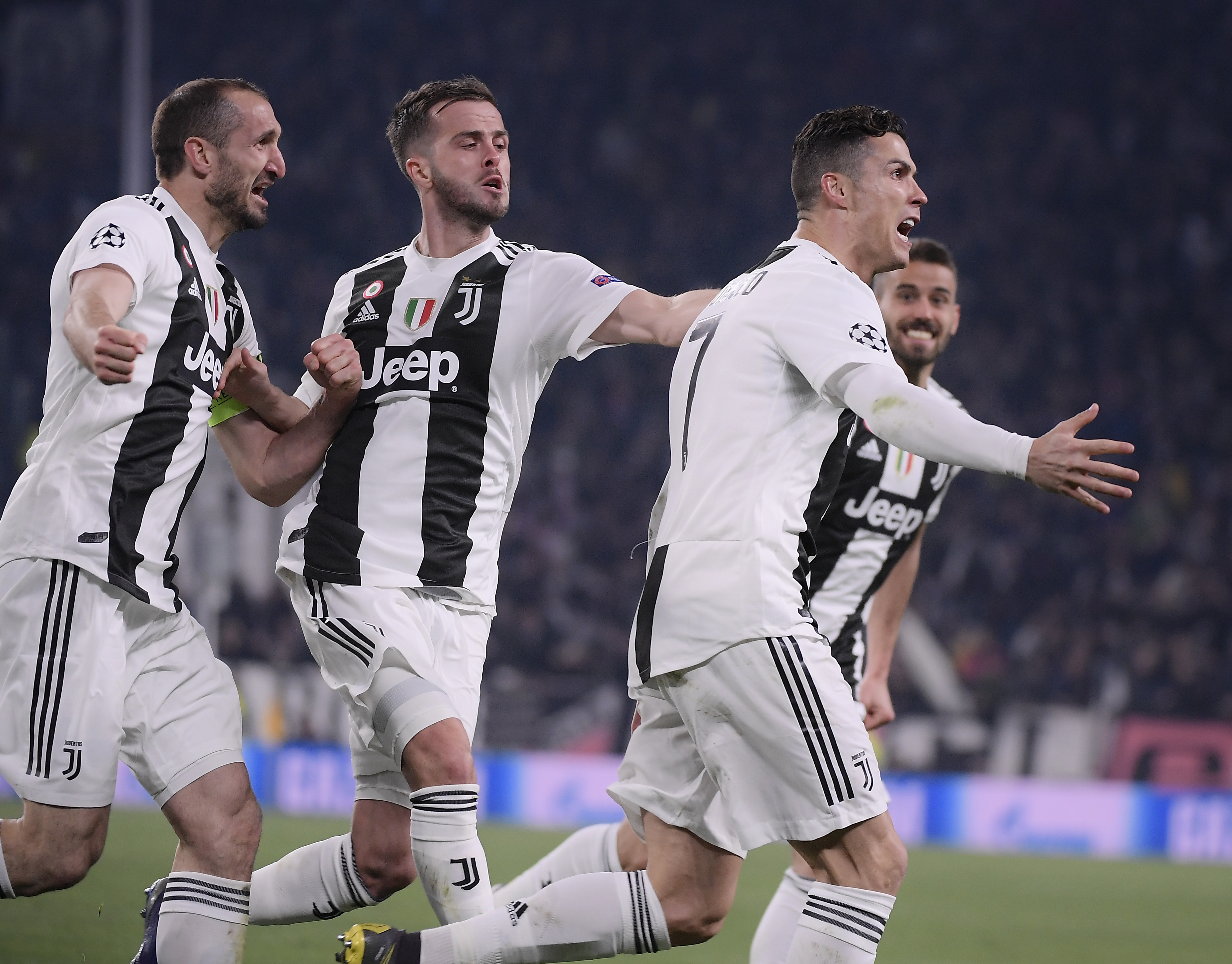 财务顾问：预计曼城面临的115项指控将在圣诞节前作出裁决