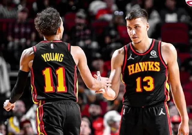 详解棒球规则中的高飞球保全判定